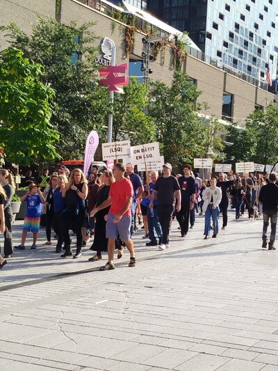 Photo de Premier aperçu de Montréal